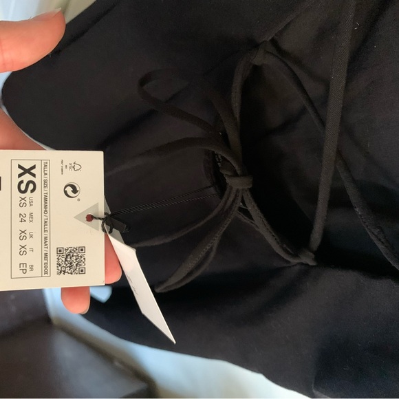 Linen Zara Mini Dress with Puff Sleeves - Picture 3 of 4